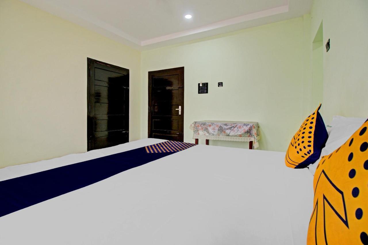 Spot On 73862 Jaya Tourist Home Varkala Eksteriør billede