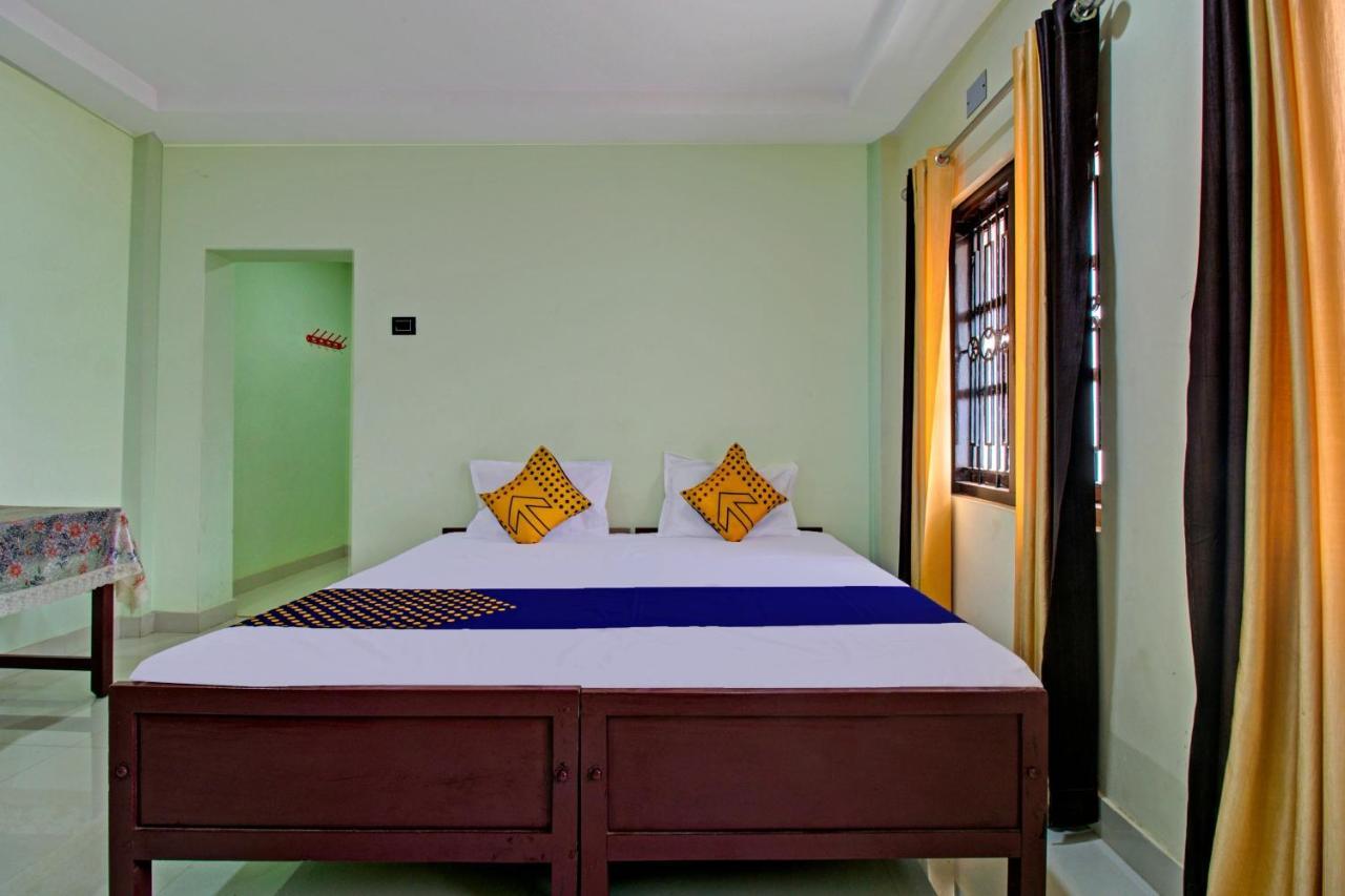 Spot On 73862 Jaya Tourist Home Varkala Eksteriør billede