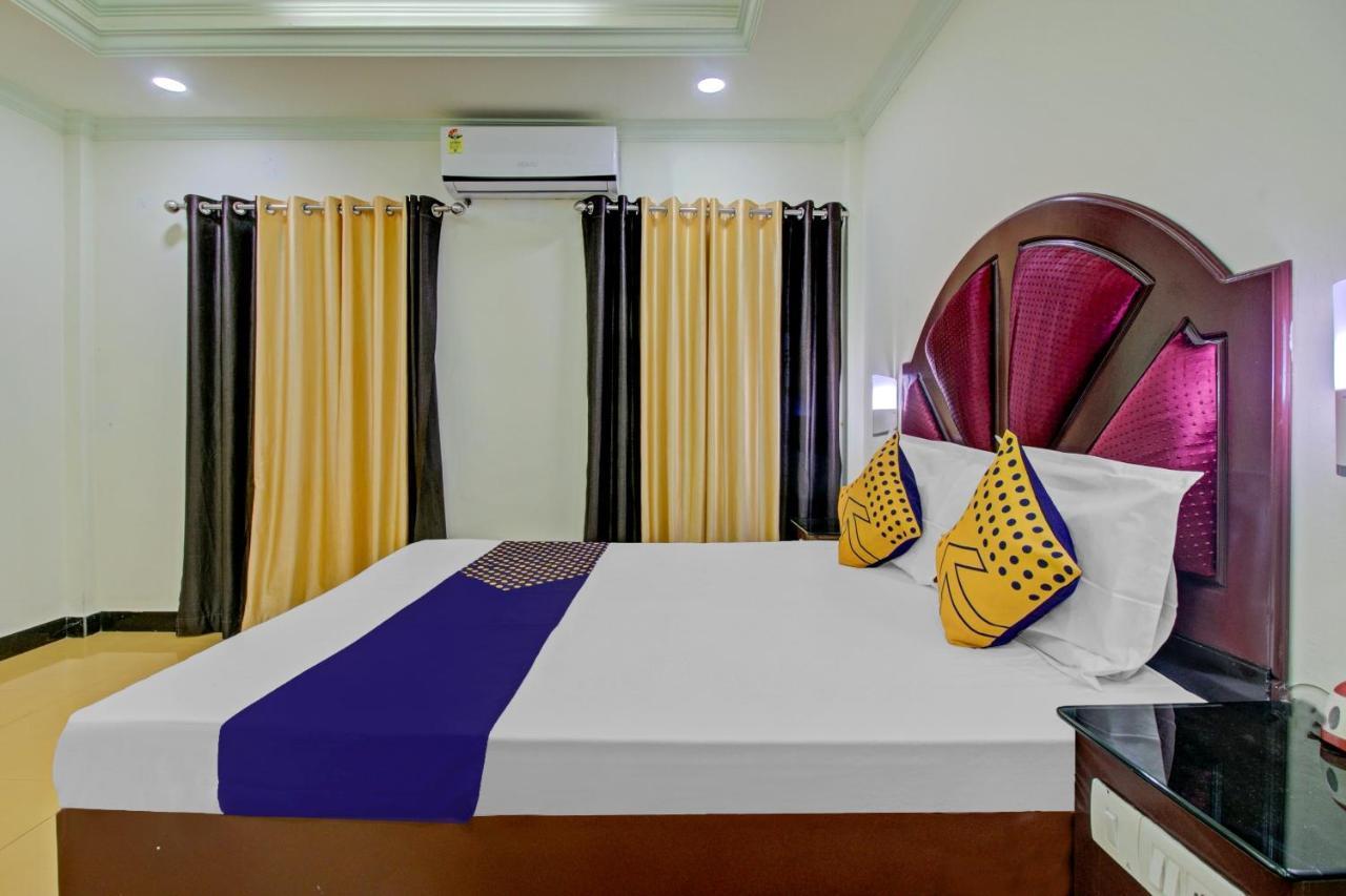 Spot On 73862 Jaya Tourist Home Varkala Eksteriør billede
