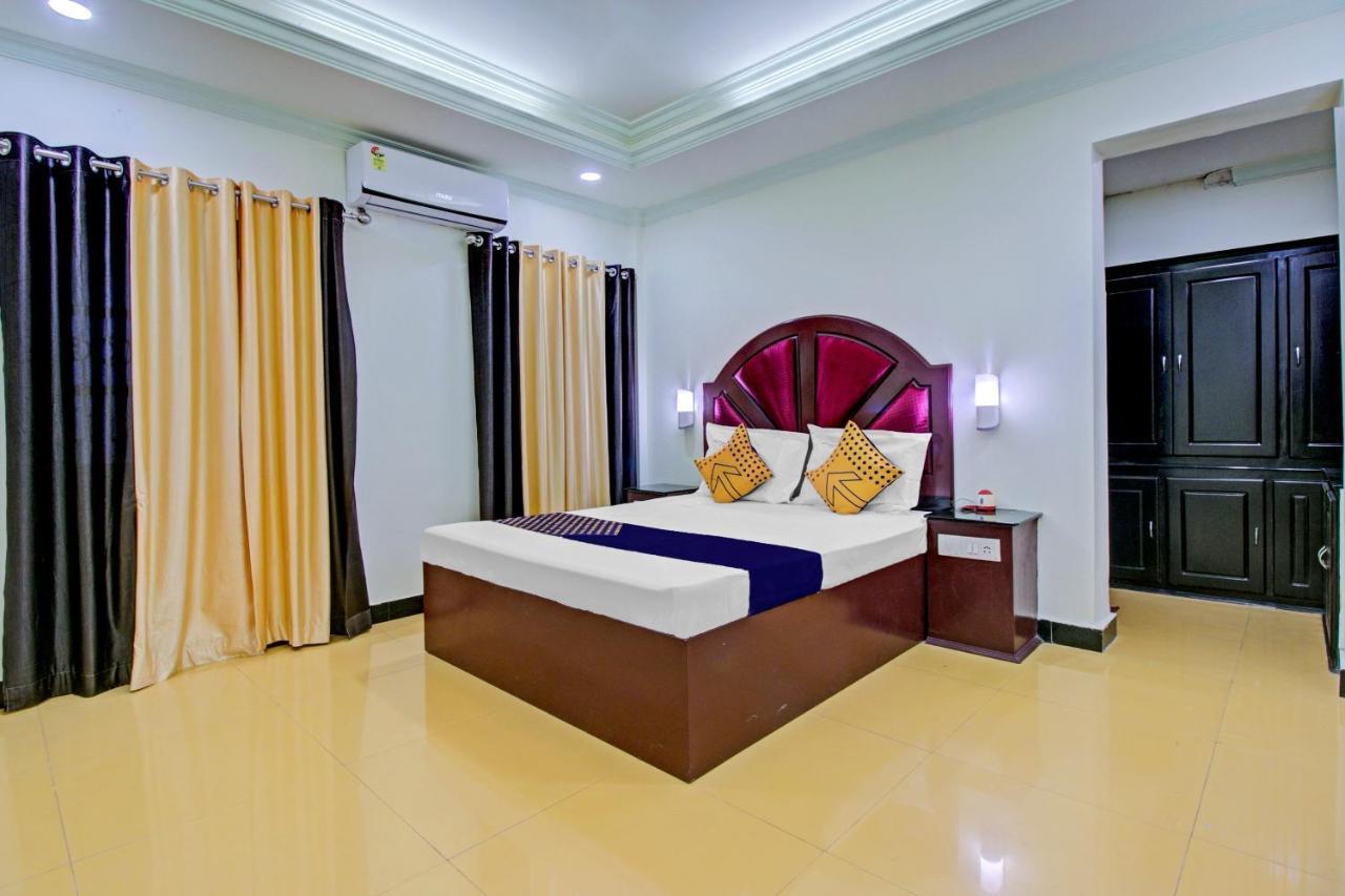 Spot On 73862 Jaya Tourist Home Varkala Eksteriør billede